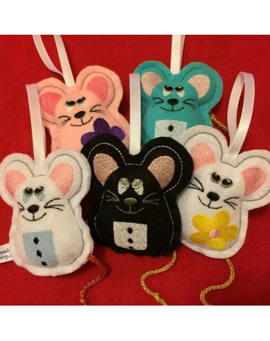Mouse Holiday Ornament
